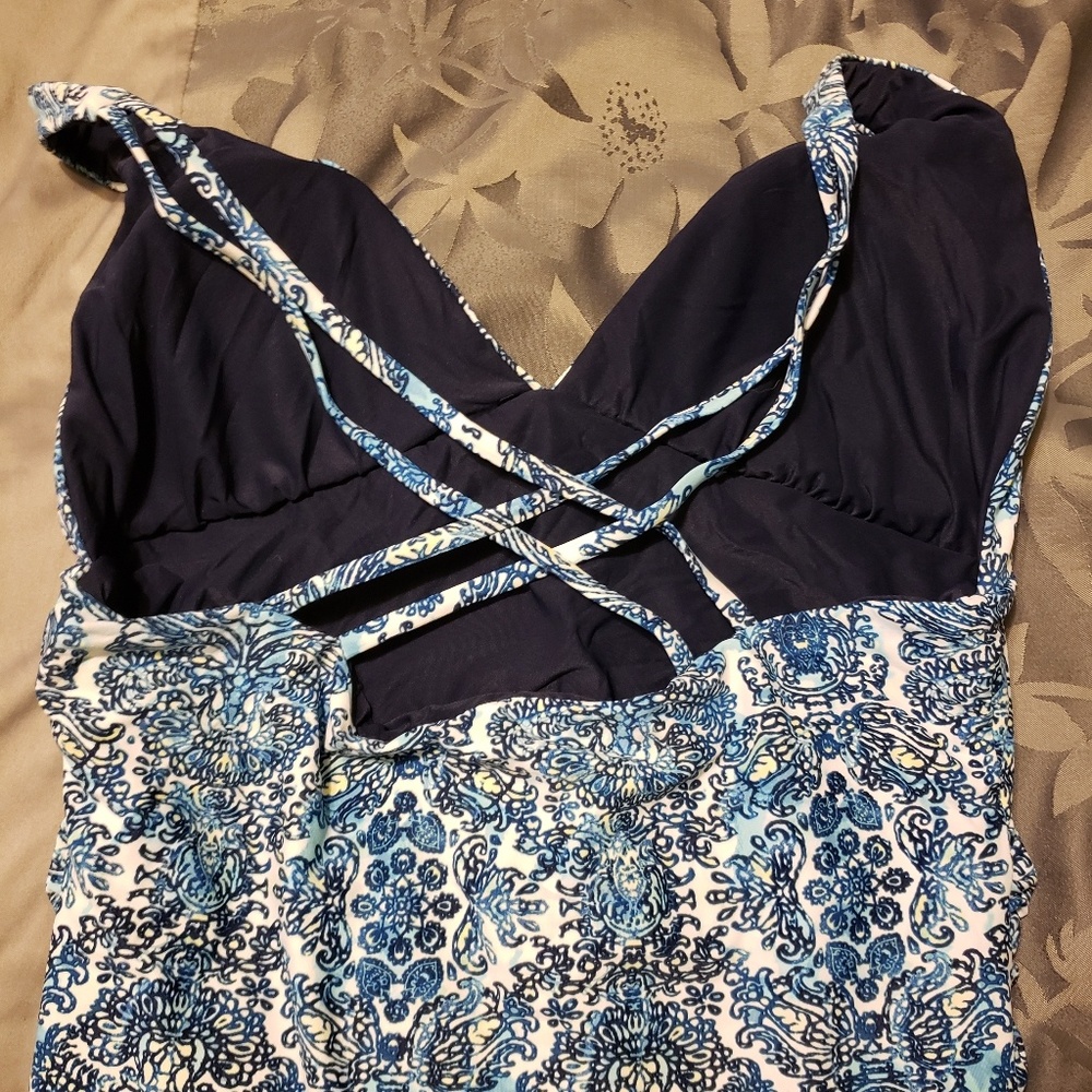 Reversible one piece - Picture 2 of 4